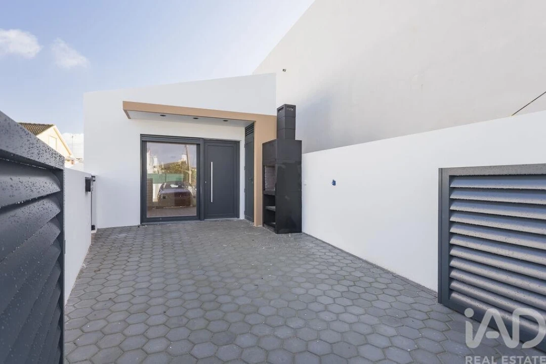 Moradia T2 para Venda em A dos Cunhados e Maceira Foto 22