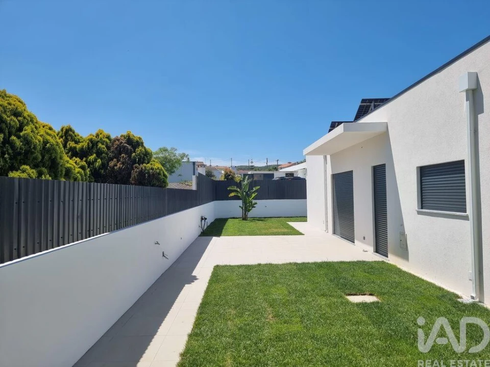 Moradia T3 para Venda em Sesimbra (Castelo) Foto 13