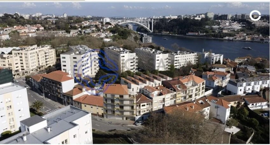 Apartamento T2 para Venda em Lordelo do Ouro e Massarelos Foto 11