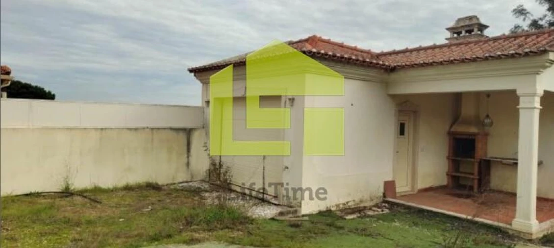 Moradia T3 para Venda em Seiça Foto 11