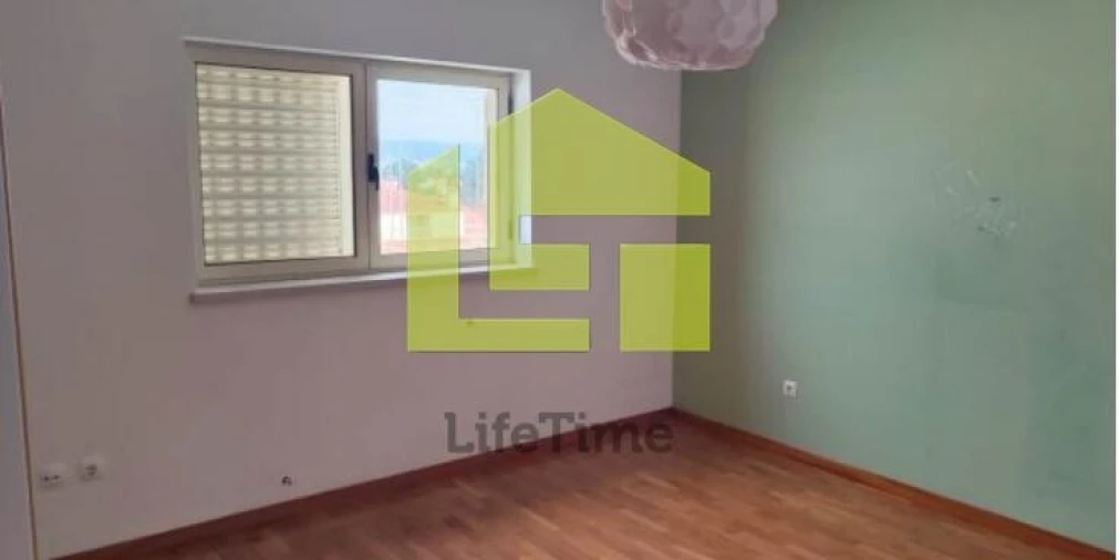 Moradia T3 para Venda em Seiça Foto 4