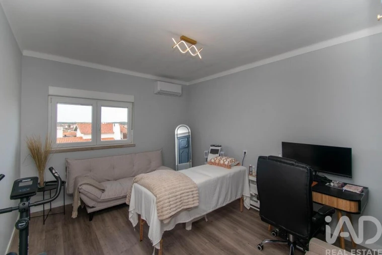 Apartamento T3 para Venda em Marinha Grande Foto 15