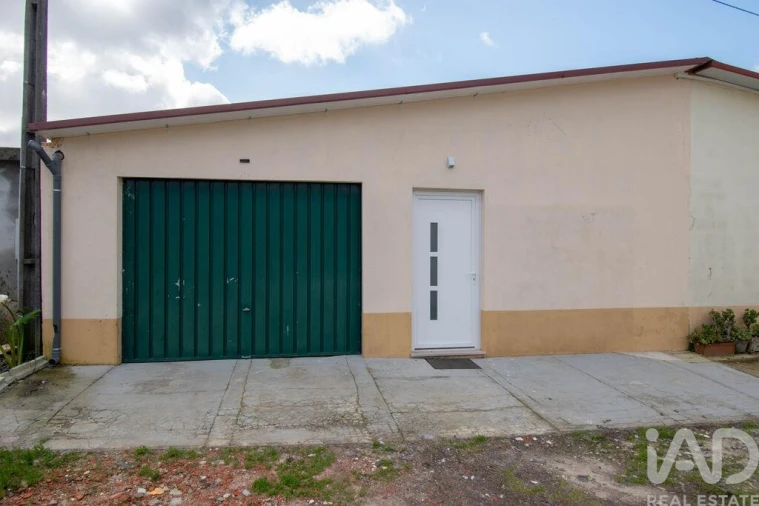 Apartamento T3 para Venda em Marinha Grande Foto 33