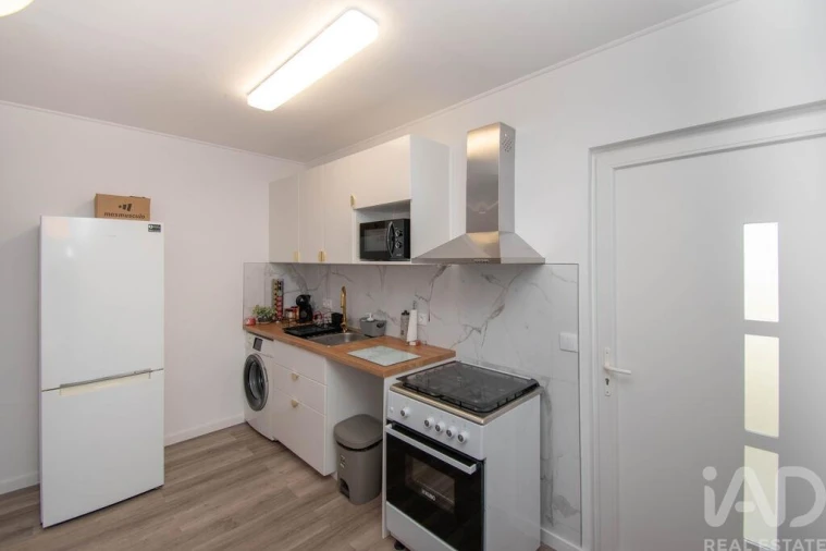 Apartamento T3 para Venda em Marinha Grande Foto 27