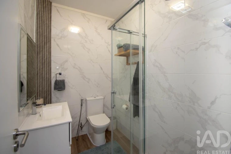 Apartamento T3 para Venda em Marinha Grande Foto 18