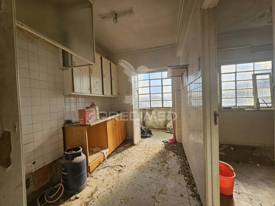 Apartamento T2 para Venda em Vila Franca de Xira Foto 9