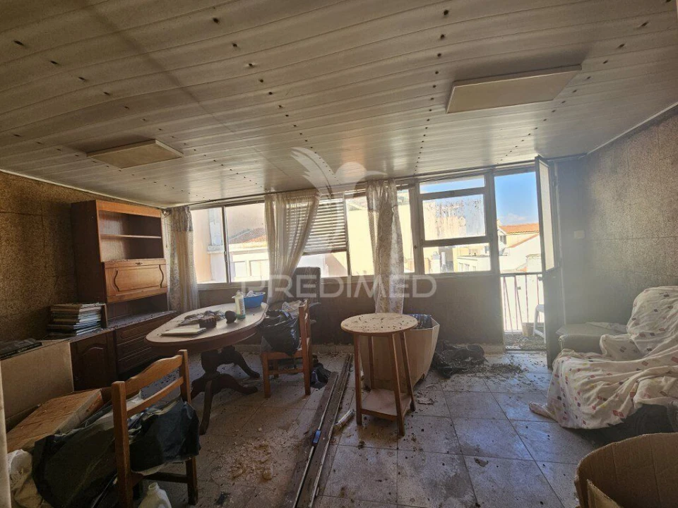 Apartamento T2 para Venda em Vila Franca de Xira Foto 1