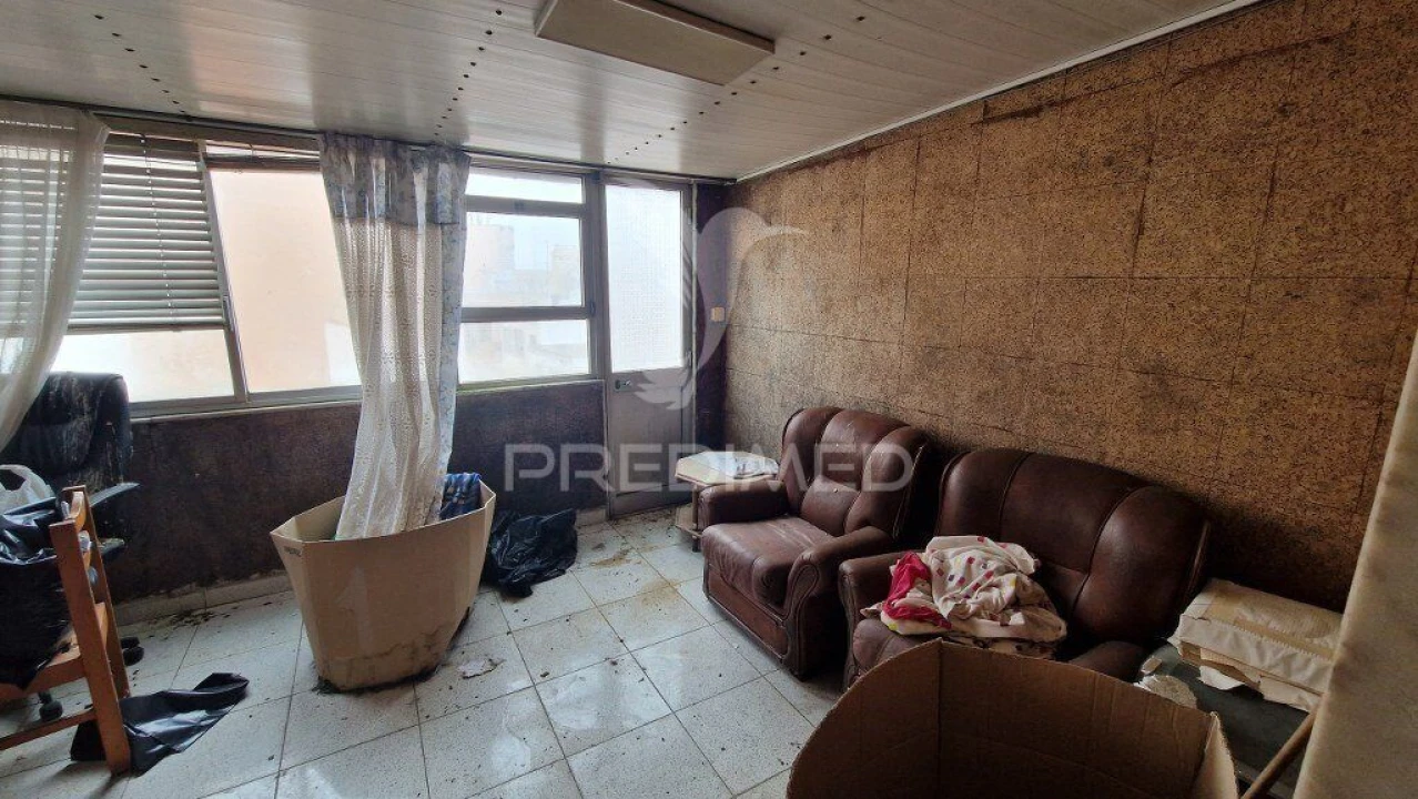 Apartamento T2 para Venda em Vila Franca de Xira Foto 2