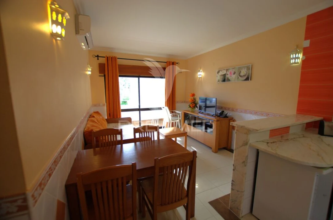 Apartamento T2 para Venda em Albufeira e Olhos de Água Foto 2