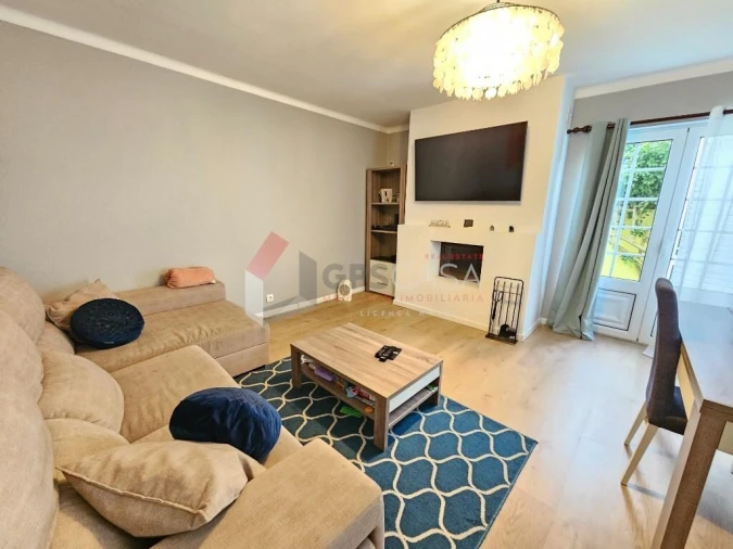 Moradia T3 para Venda em Cabo da Praia Foto 6