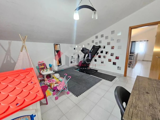 Moradia T3 para Venda em Cabo da Praia Foto 22