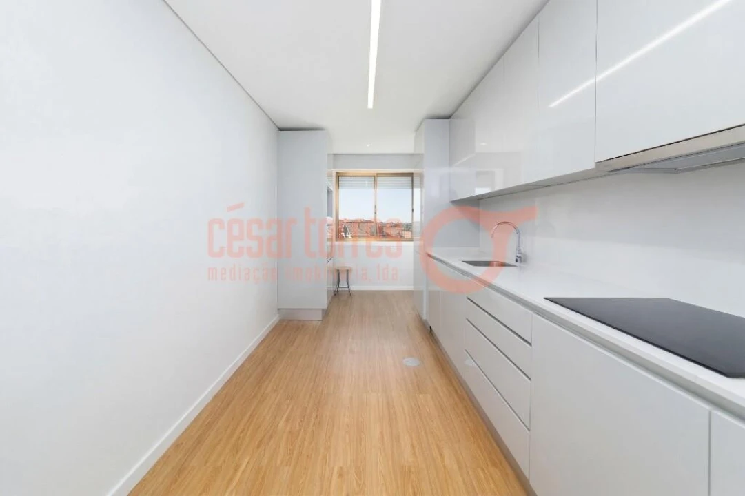 Apartamento T3 para Venda em Gulpilhares e Valadares Foto 22