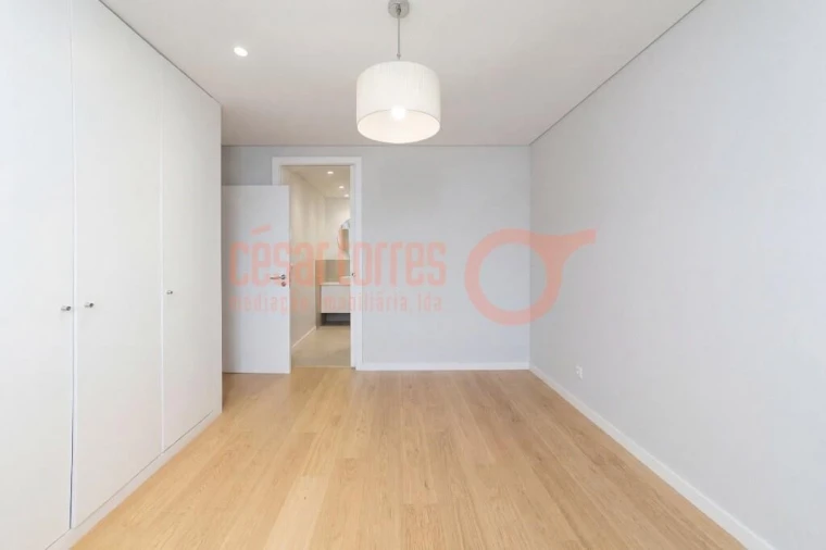 Apartamento T3 para Venda em Gulpilhares e Valadares Foto 18