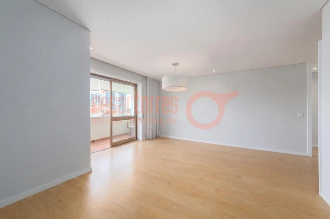 Apartamento T3 para Venda em Gulpilhares e Valadares Foto 15