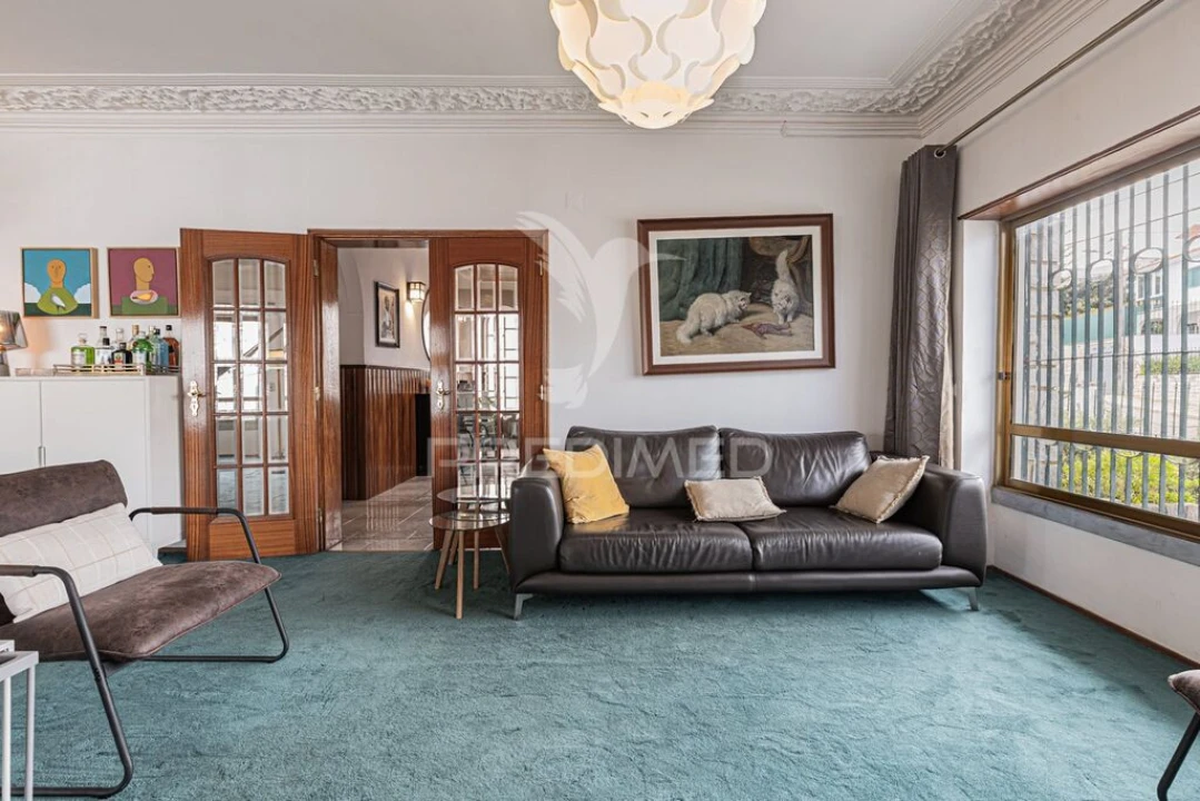 Moradia T8 para Venda em Corroios Foto 17