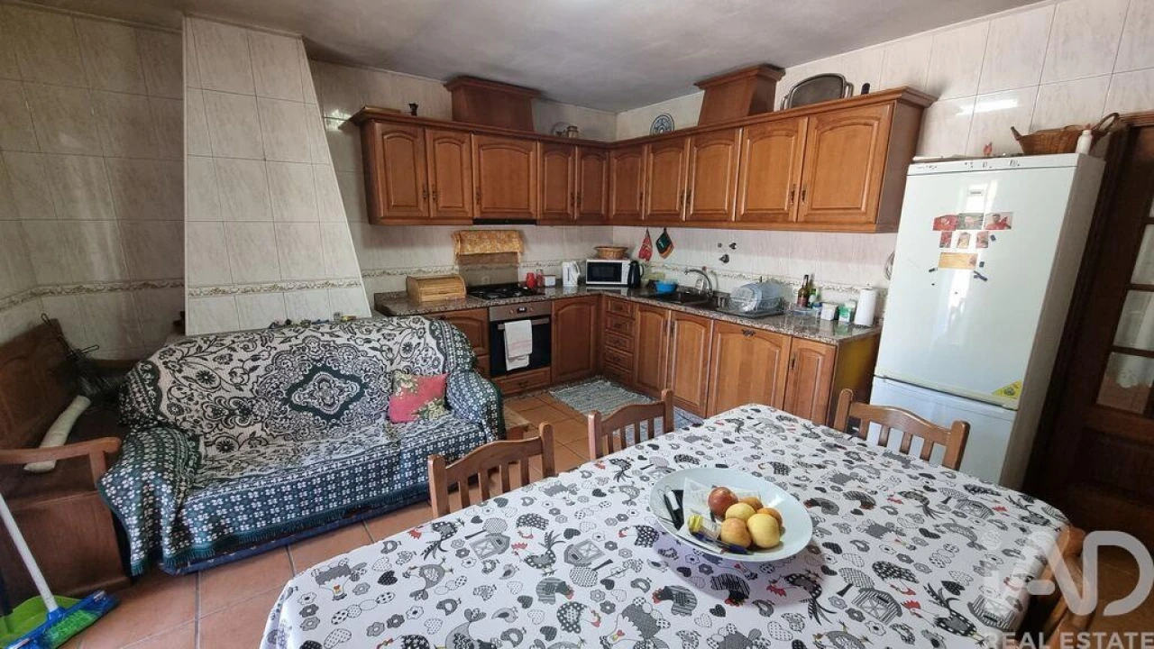 Quinta T7 para Venda em Lajeosa do Mondego Foto 11