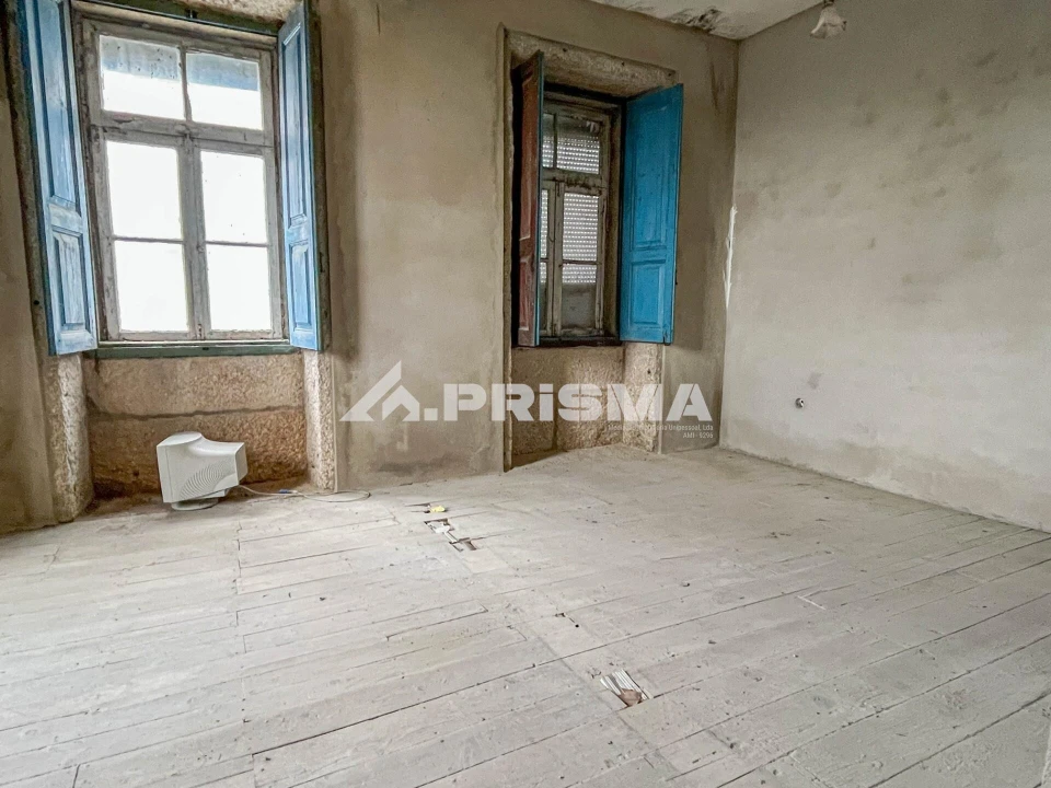 Moradia T5 para Venda em Louriçal do Campo Foto 3