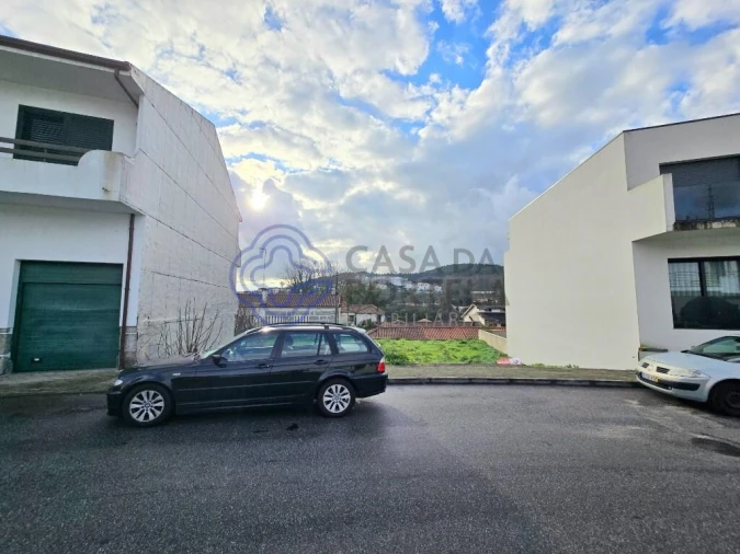 Moradia T3 para Venda em Fermentões Foto 7