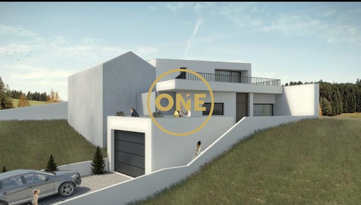 Moradia T3 para Venda em Sapataria Foto 1