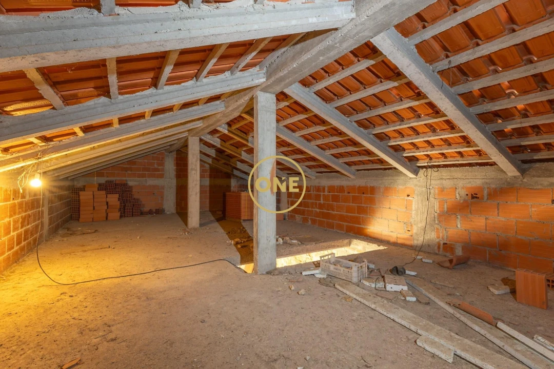 Moradia T4 para Venda em Sapataria Foto 13