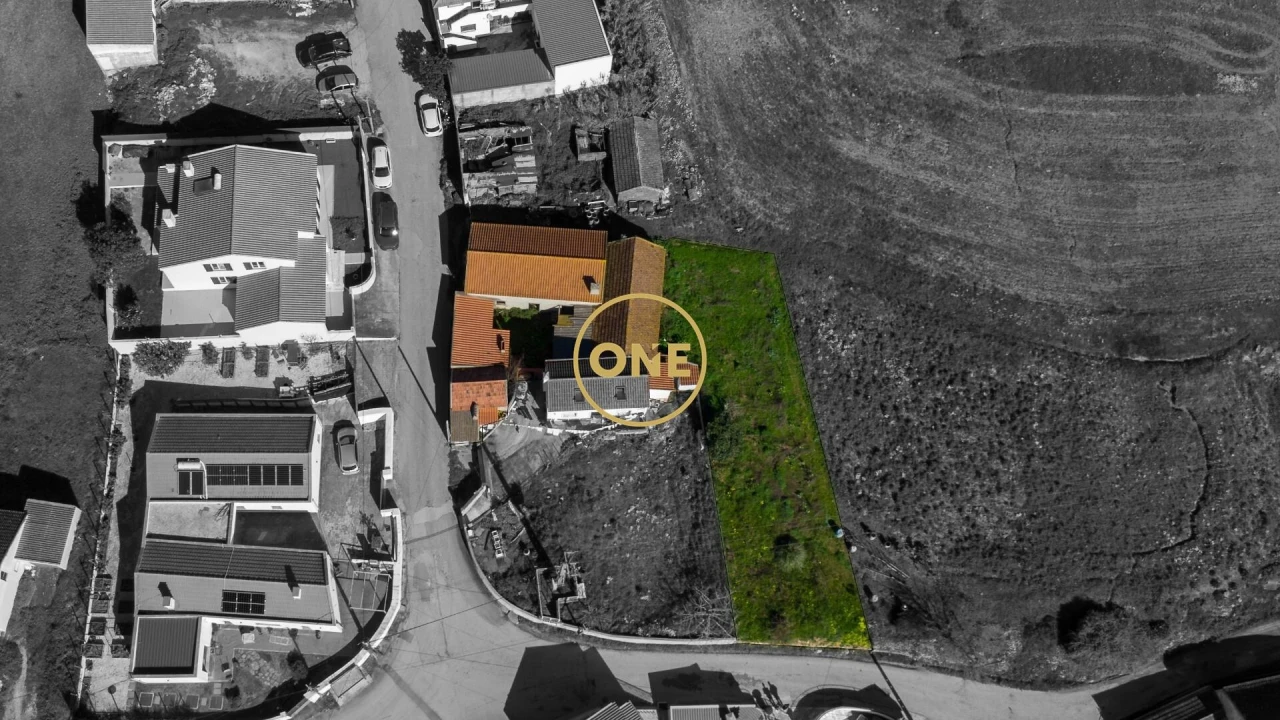 Moradia T4 para Venda em Sapataria Foto 32