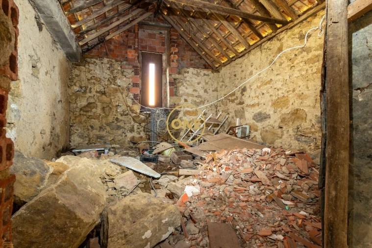 Moradia T4 para Venda em Sapataria Foto 24