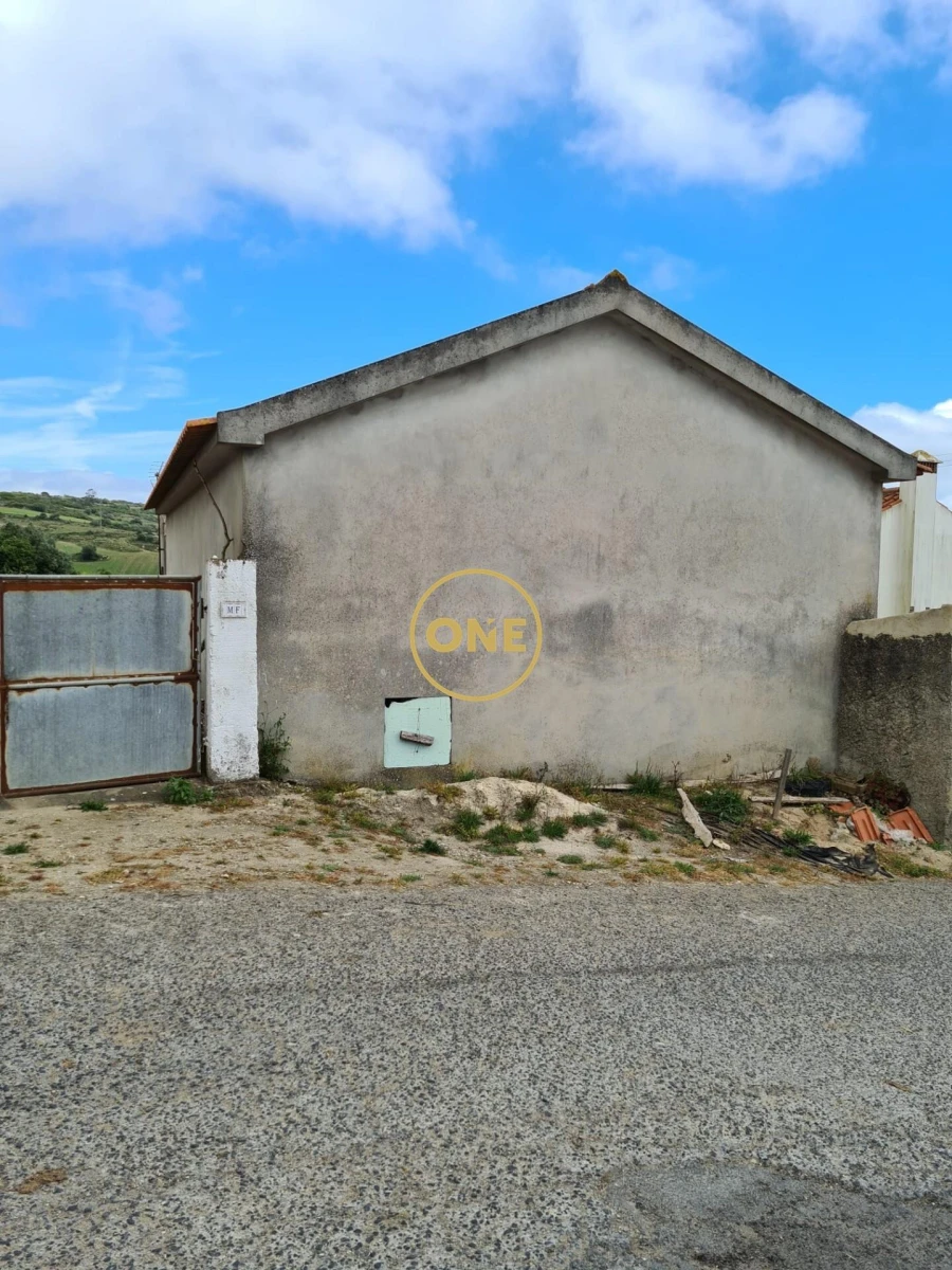 Moradia T3 para Venda em Sapataria Foto 13