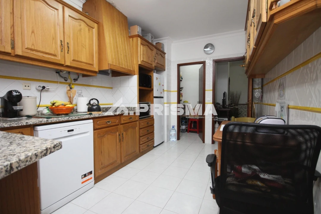 Apartamento T2 para Venda em Castelo Branco Foto 6