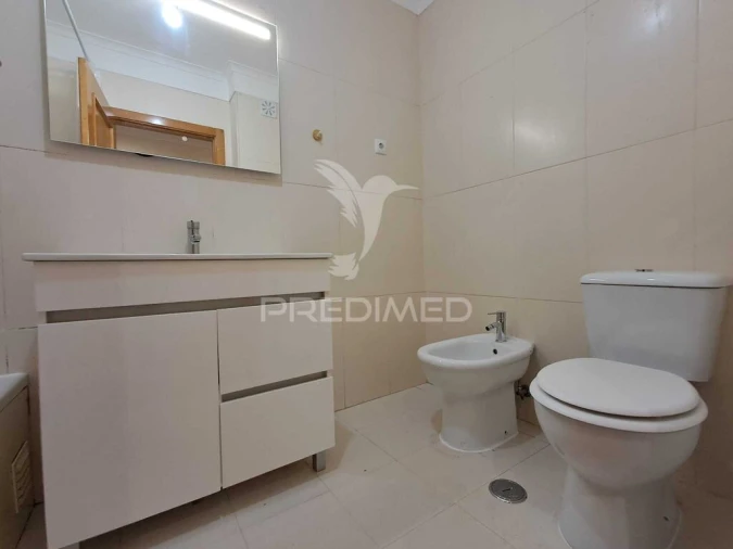 Apartamento T3 para Venda em Rio de Mouro Foto 10