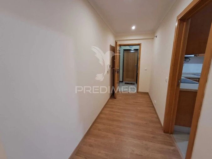 Apartamento T3 para Venda em Rio de Mouro Foto 8