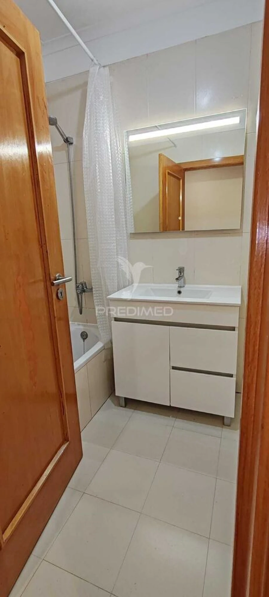 Apartamento T3 para Venda em Rio de Mouro Foto 17