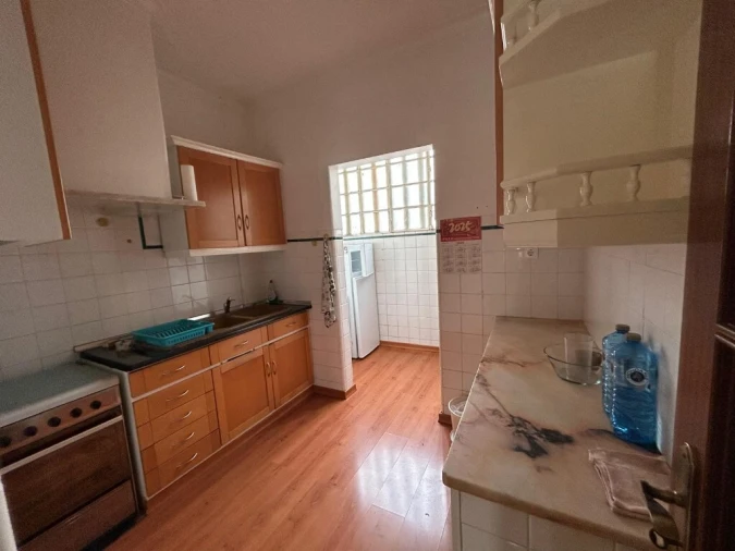Apartamento T2 para Venda em Serra e Junceira Foto 6