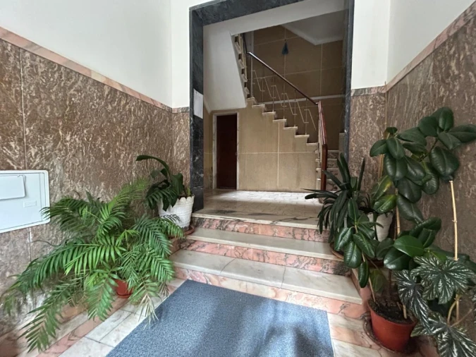 Apartamento T2 para Venda em Serra e Junceira Foto 11