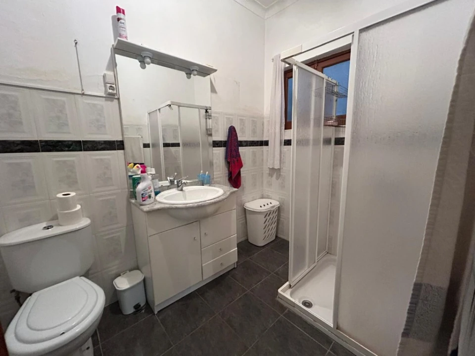 Apartamento T2 para Venda em Serra e Junceira Foto 8