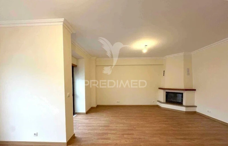 Apartamento T3 para Venda em Rio de Mouro Foto 13