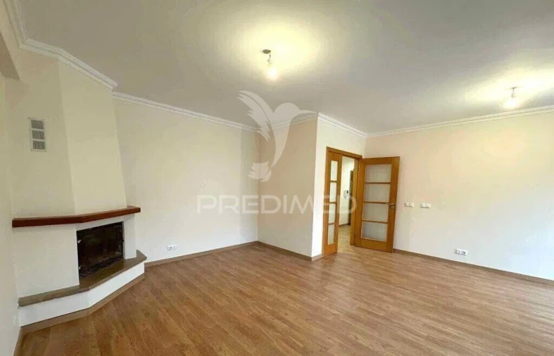 Apartamento T3 para Venda em Rio de Mouro Foto 15