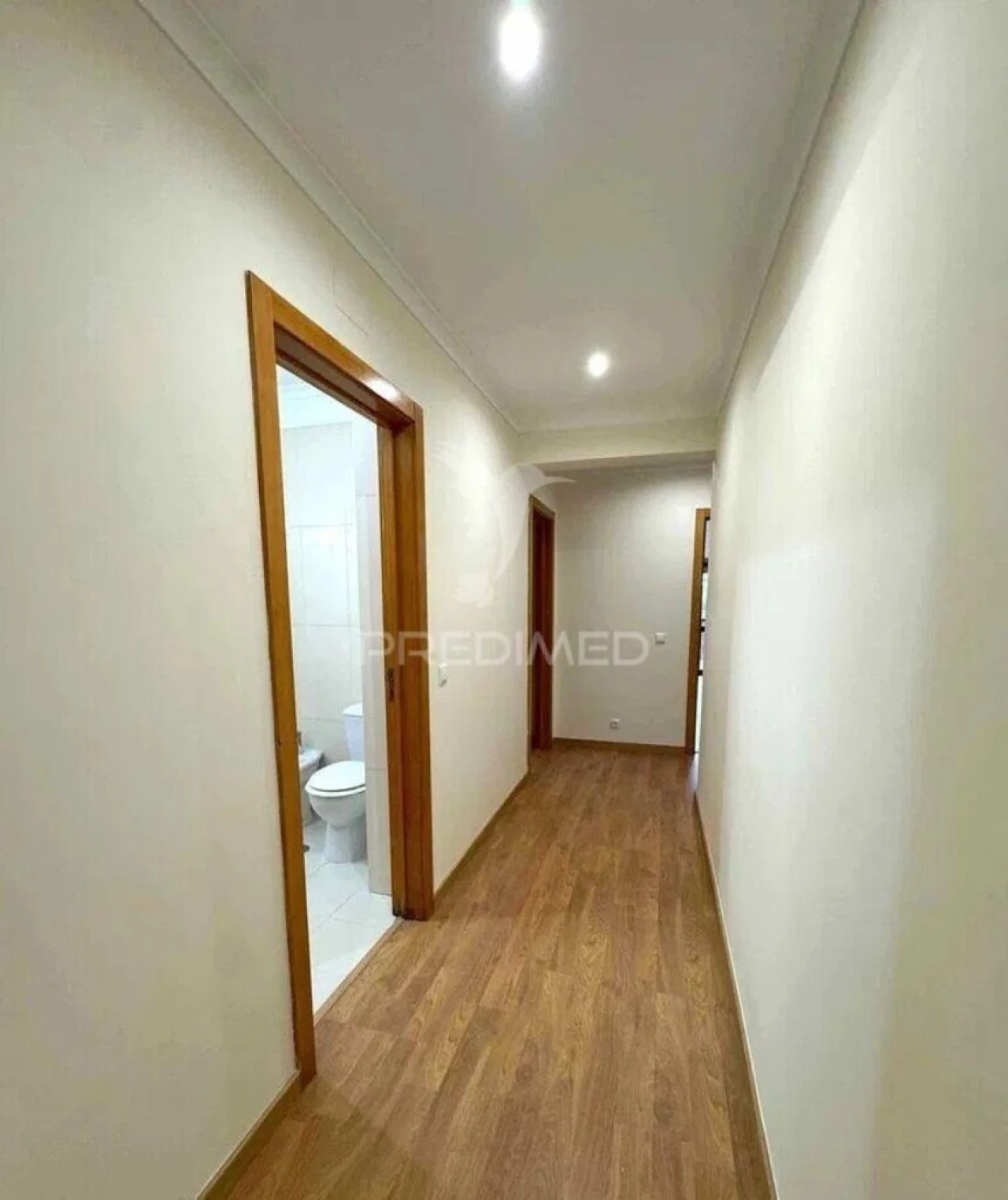 Apartamento T3 para Venda em Rio de Mouro Foto 9