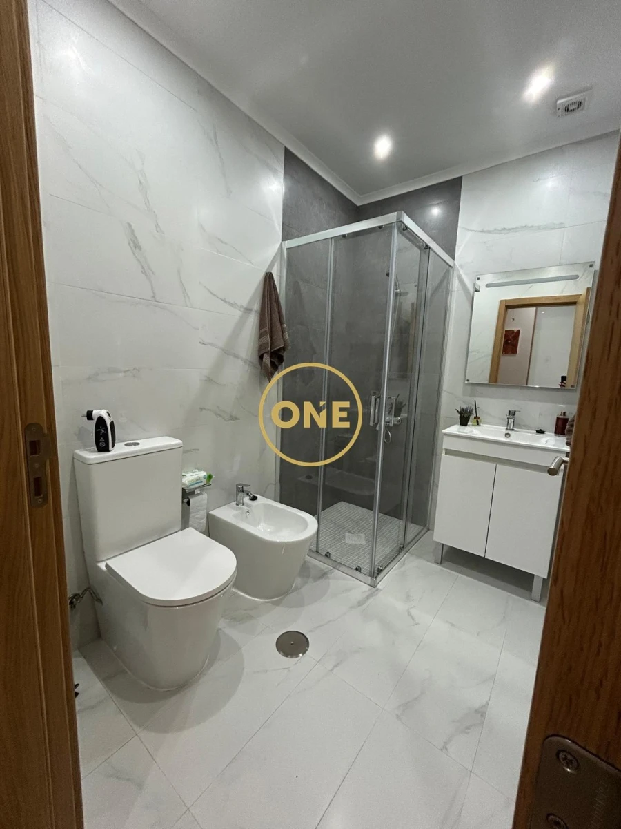 Moradia T6 para Venda em Alpiarça Foto 42