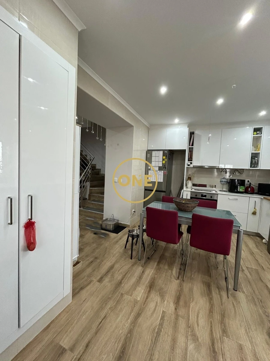 Moradia T6 para Venda em Alpiarça Foto 16