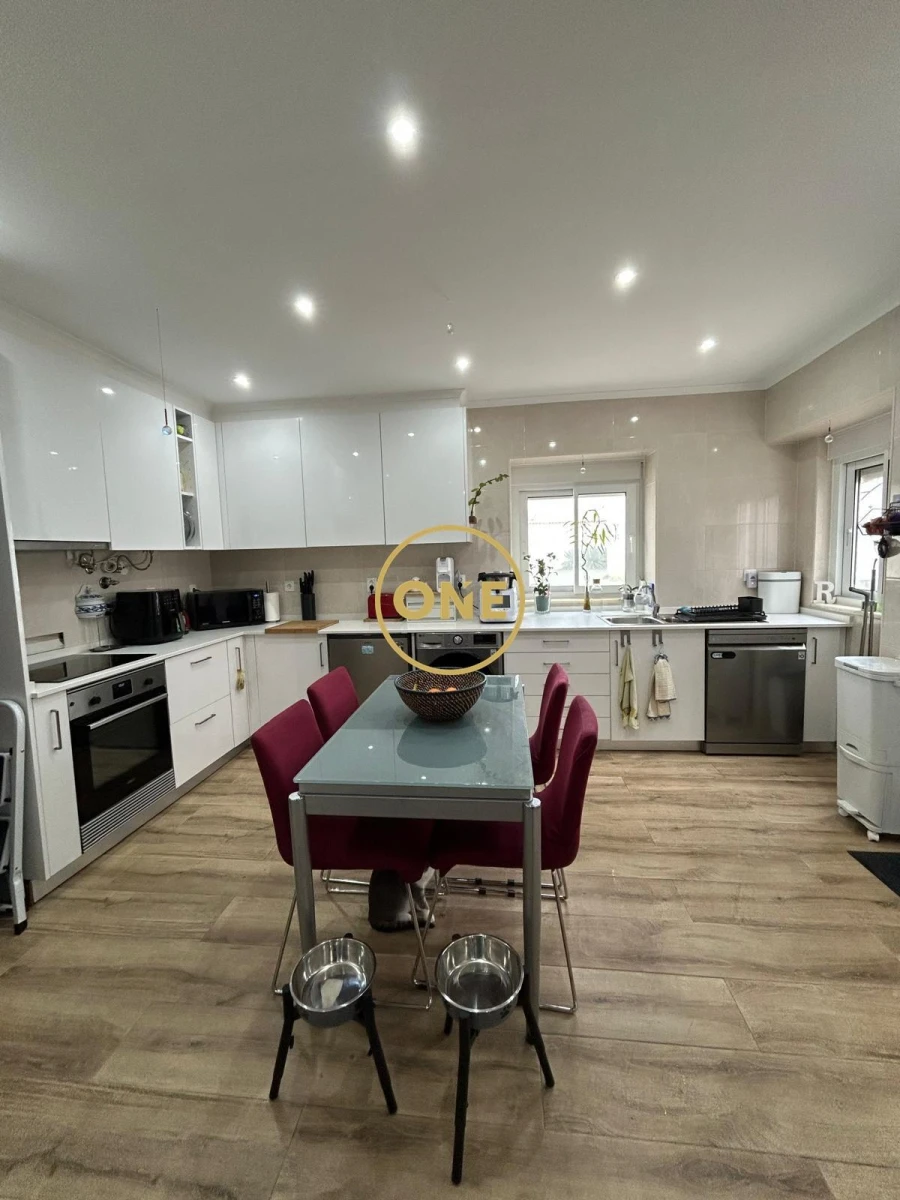 Moradia T6 para Venda em Alpiarça Foto 14