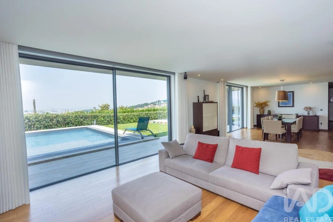 Moradia T3 para Venda em Santo Tirso, Couto (Santa Cristina e São Miguel) e Burgães Foto 26