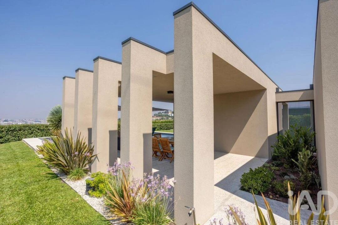 Moradia T3 para Venda em Santo Tirso, Couto (Santa Cristina e São Miguel) e Burgães Foto 13