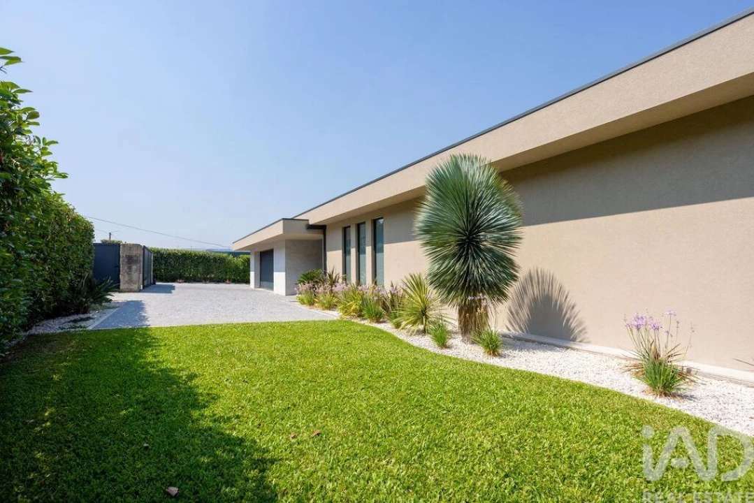 Moradia T3 para Venda em Santo Tirso, Couto (Santa Cristina e São Miguel) e Burgães Foto 15