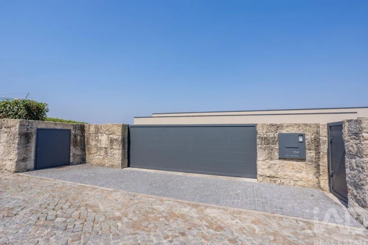 Moradia T3 para Venda em Santo Tirso, Couto (Santa Cristina e São Miguel) e Burgães Foto 18