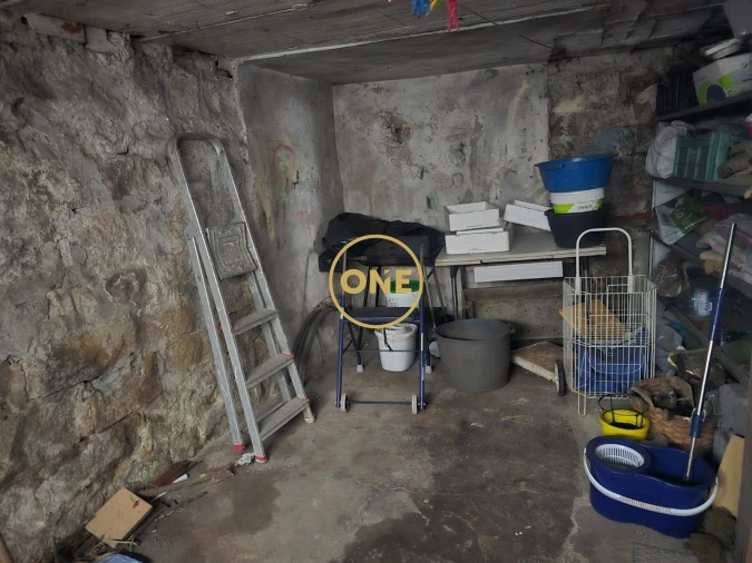 Moradia T2 para Venda em Agrela Foto 16