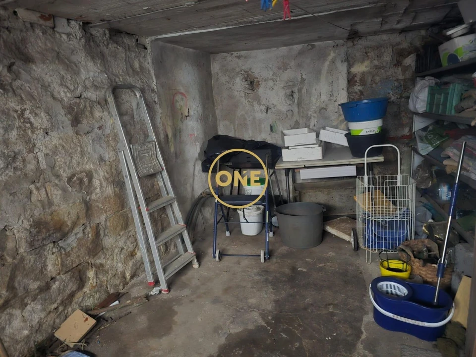 Moradia T2 para Venda em Agrela Foto 16