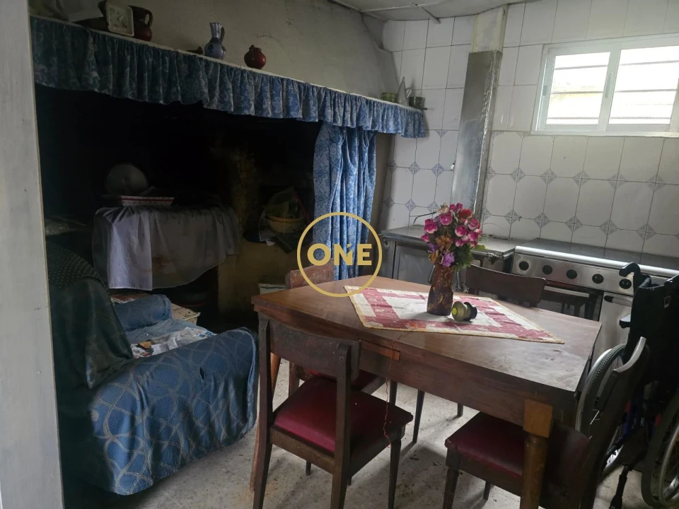 Moradia T2 para Venda em Agrela Foto 5