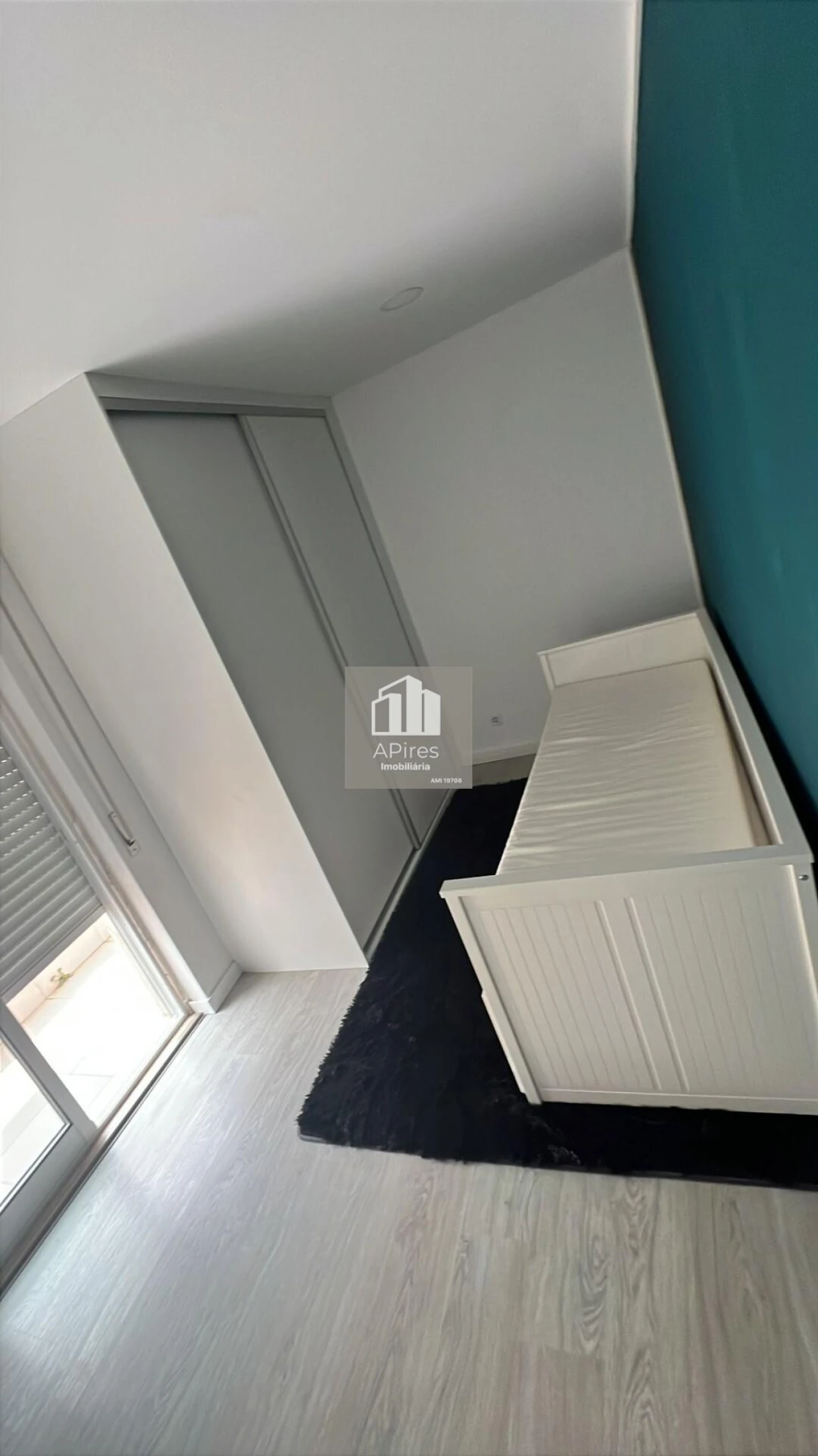 Apartamento T3 para Venda em Seixal, Arrentela e Aldeia de Paio Pires Foto 4