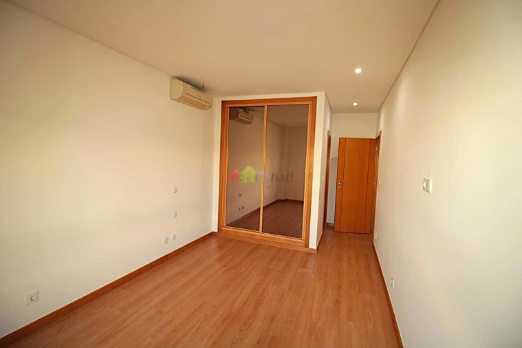 Apartamento T3 para Venda em Odivelas Foto 21