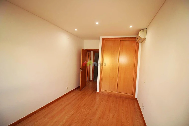 Apartamento T3 para Venda em Odivelas Foto 25